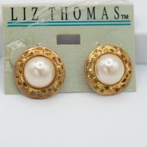 NWT Vintage Liz Thomas Gold Tone Faux Pearl post earrings